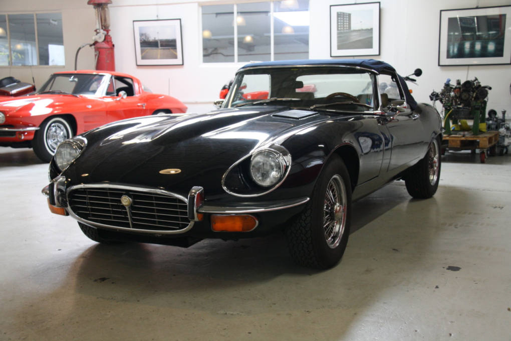 Jaguar E type V12 (14)