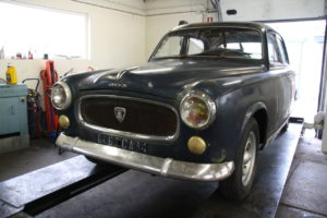 Peugeot 403