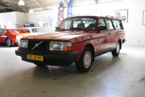 Volvo 245 Polar