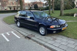 BMW 523i Touring ’99