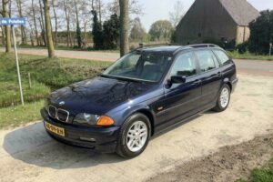 BMW 318i Touring